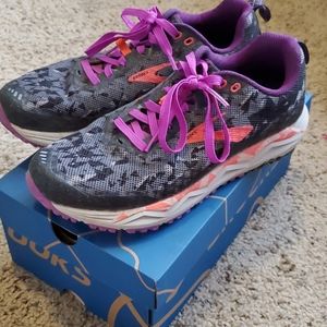 Brooks Caldera 3 Trail Shoes
